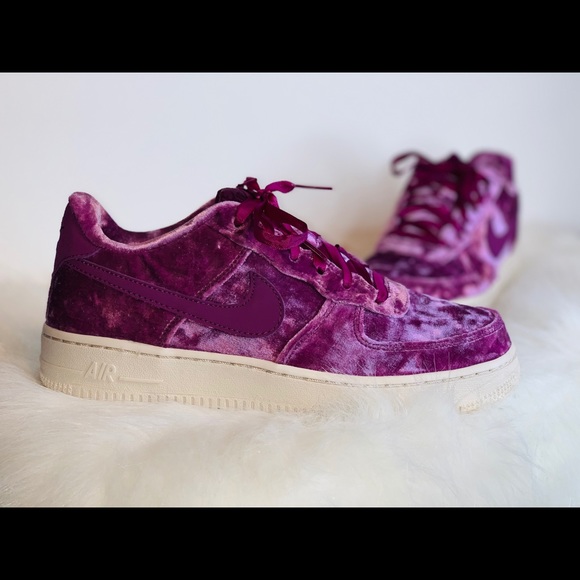 Nike Shoes - Nike Air Force 1 Velvet